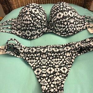 Black and white 2 piece. New with tags